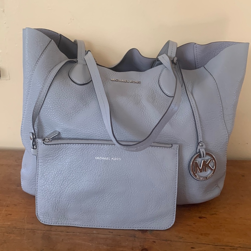Michael kors Reversible Izzy Tote